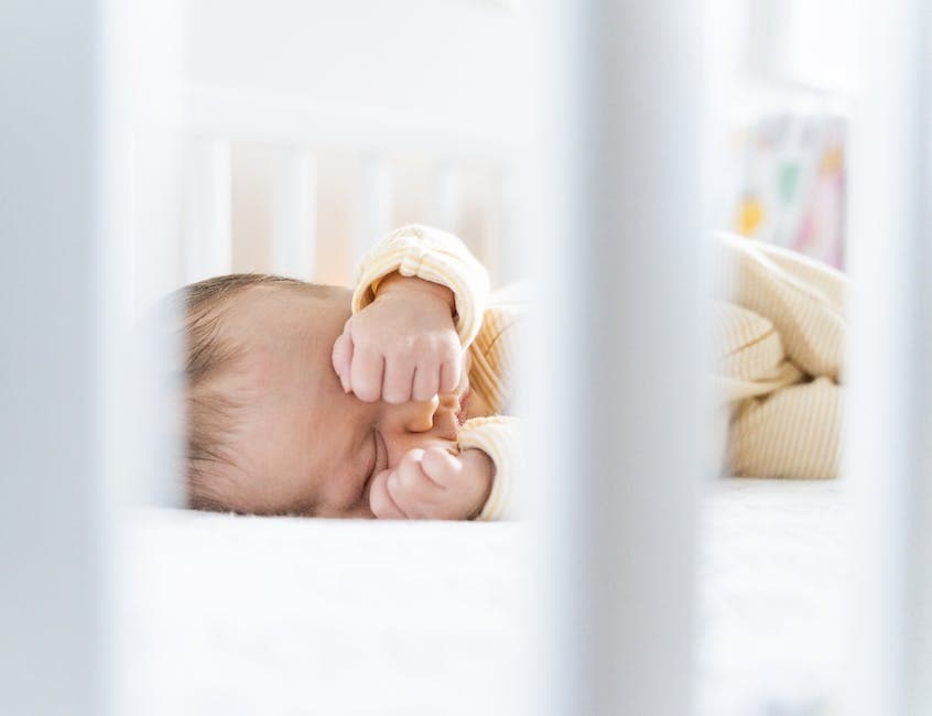 Bebé durmiendo siesta